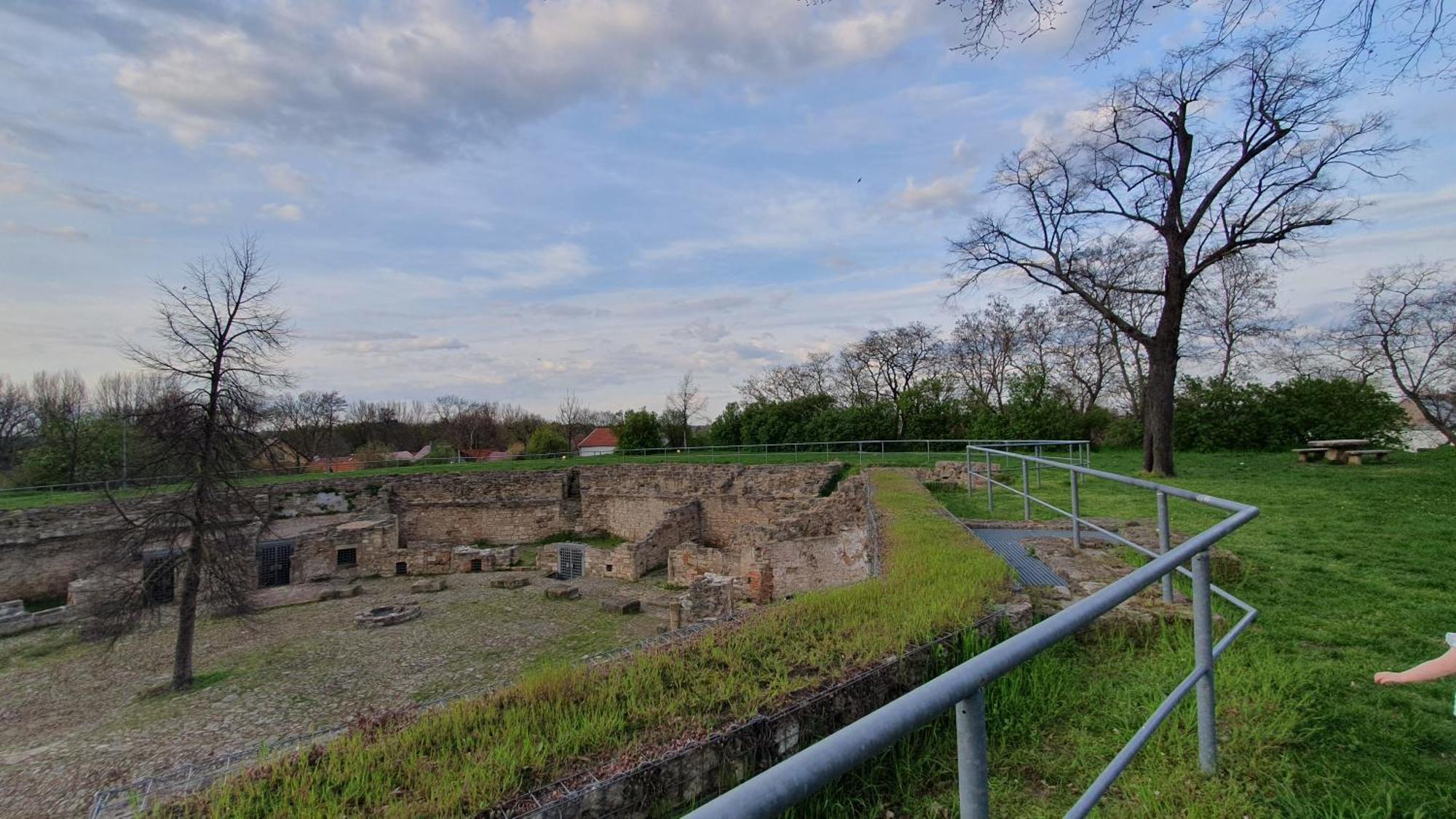 Herbsleben Ferienwohnungen An Der Schlossruine מראה חיצוני תמונה