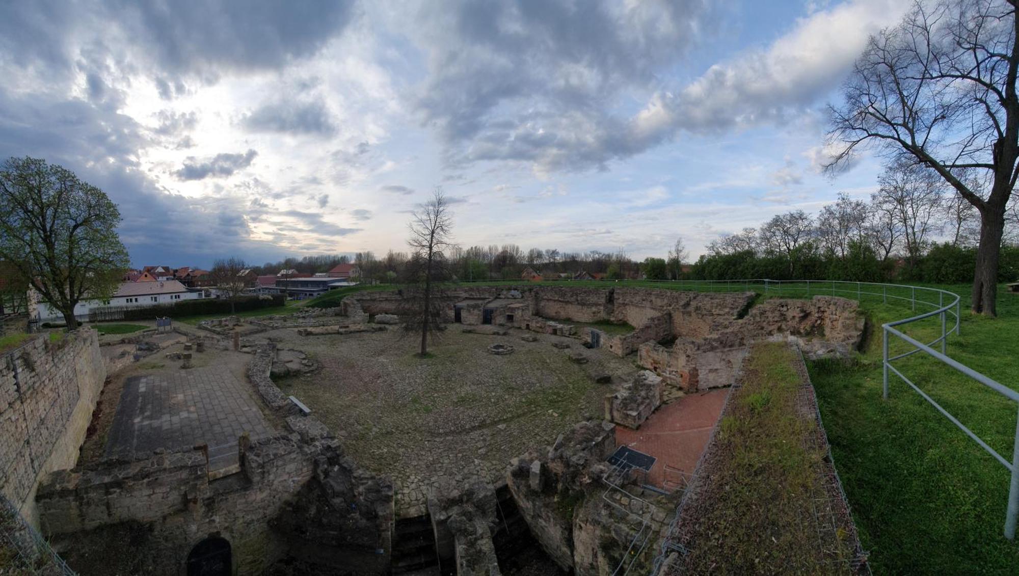 Herbsleben Ferienwohnungen An Der Schlossruine מראה חיצוני תמונה